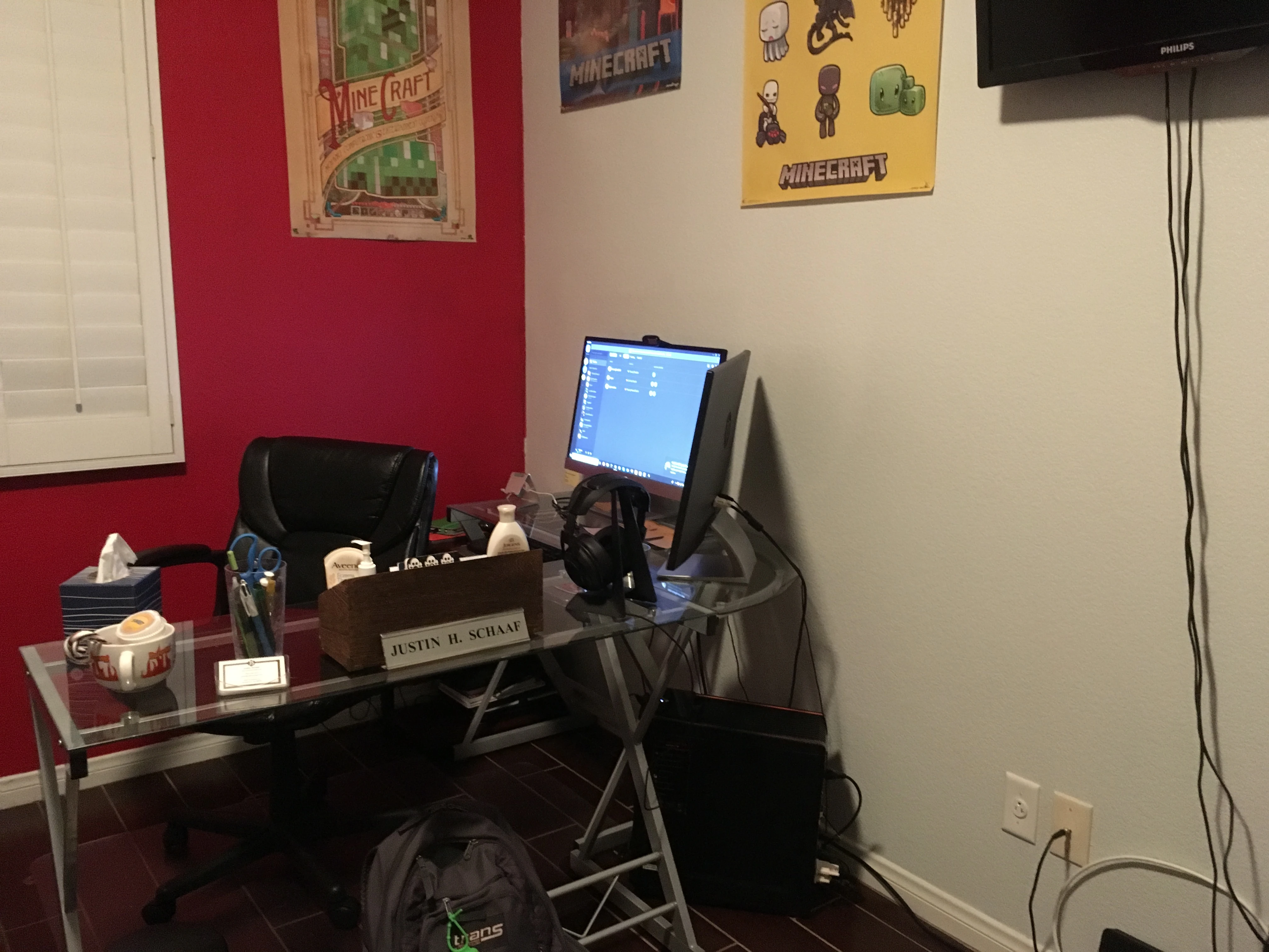My desk in its new position.